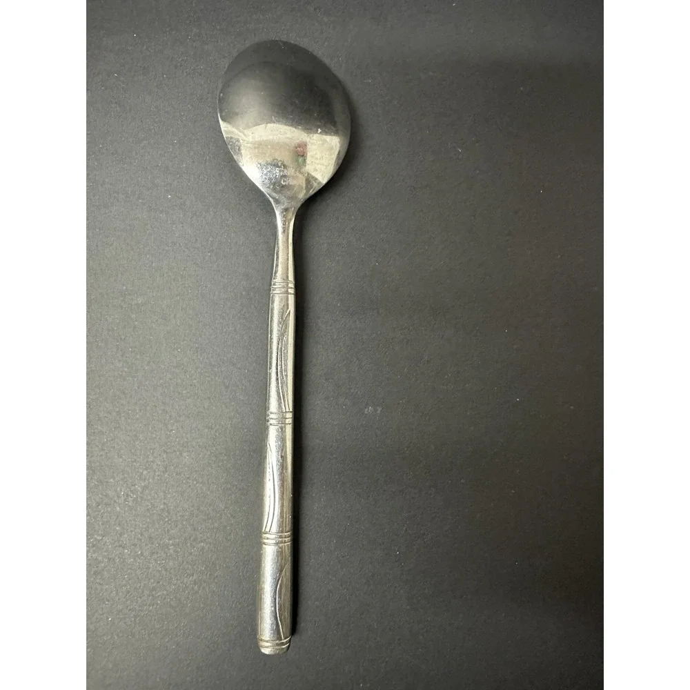 Stainless Flatware Oval Soup Spoons Horizontal Bands Wavy Lines Bamboo-Like Set
